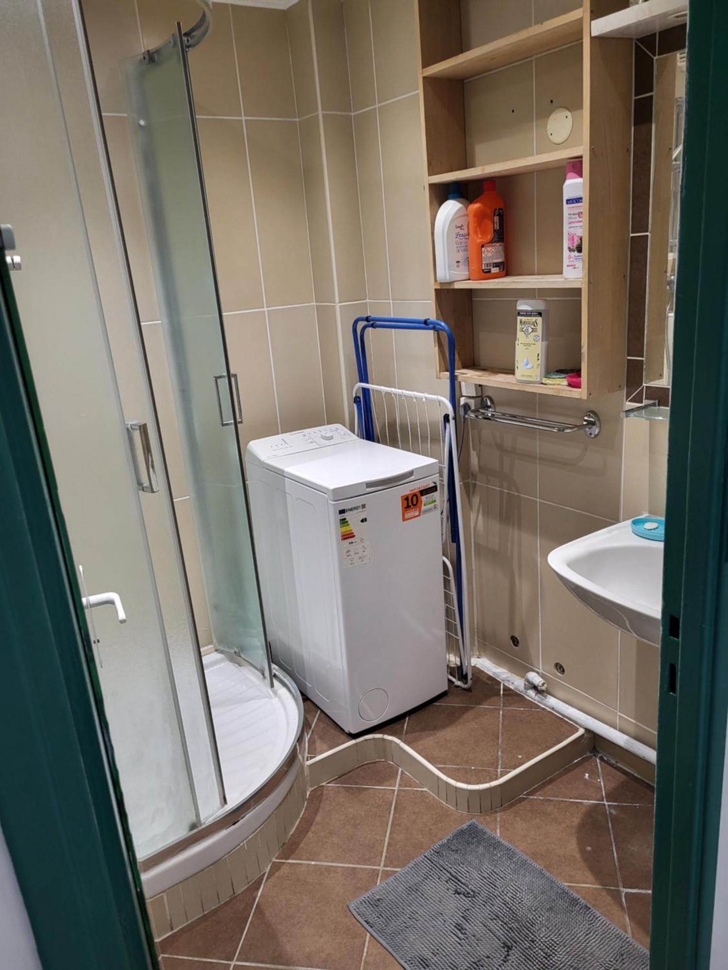 Private Room-3 In Hannana Apartment- 2 Min Walk To Tram 12 Min To Nice Train Station 15 Min To Massena Place Nizza Exterior foto